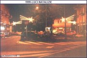 B_1030-luci natalizie-gaggiano mi 1999.jpg (7043 byte)